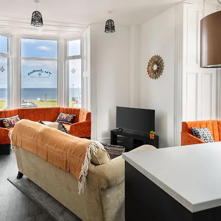 Sandbeck Apartments, Runswick Bay 휫비